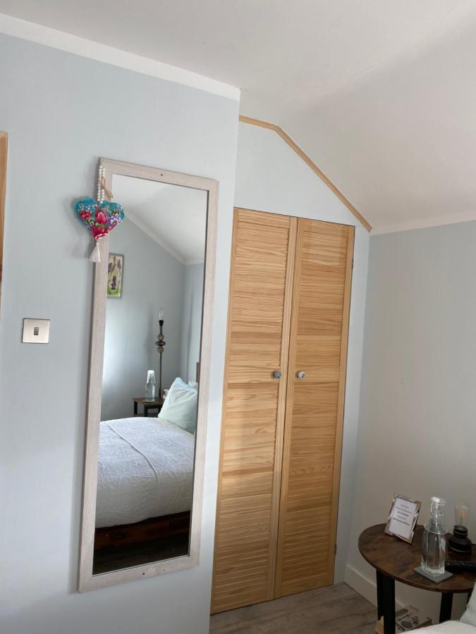 Cosy Double Room In A Seaside Cottage Crafthole Esterno foto